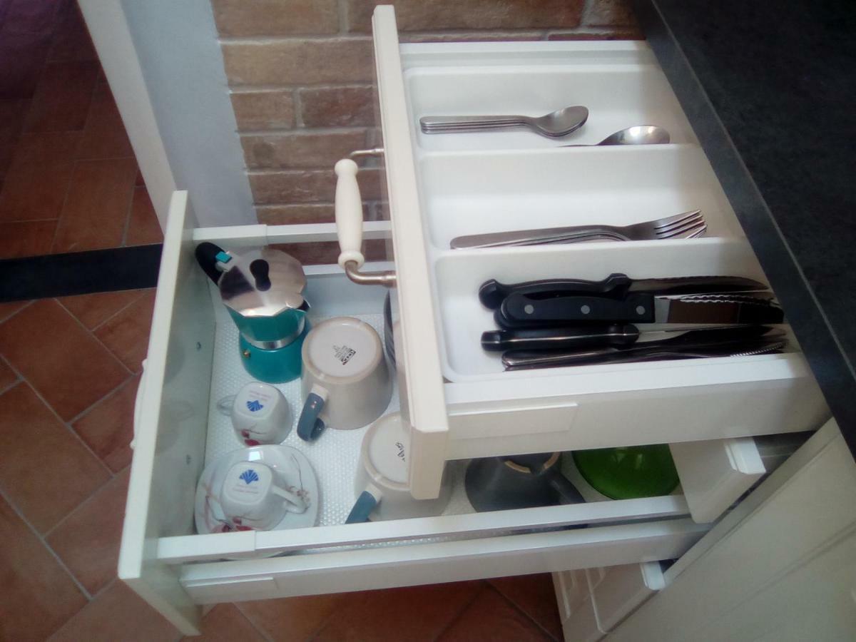 Apartamento Contrada casa vacanze Vado Ligure Exterior foto